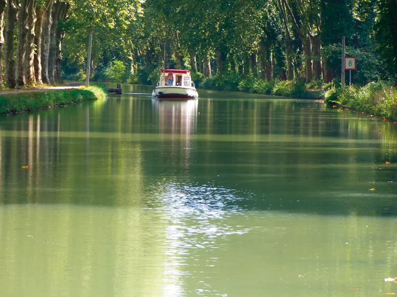 Cicerone - Cycling The Canal De La Garonne - Declan Lyons-9